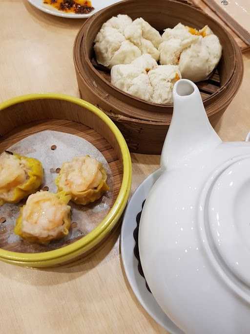 Imperial Kitchen & Dimsum - CityWalk Gajah Mada 8