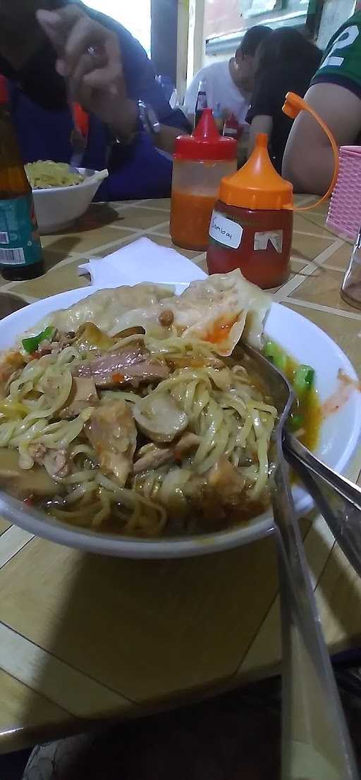 Bakmie Anggit 8