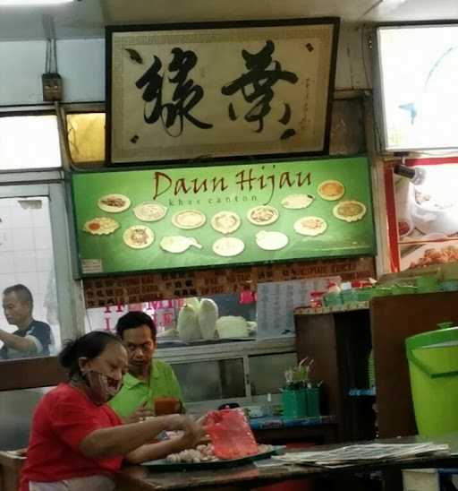 Daun Hijau Restaurant 9