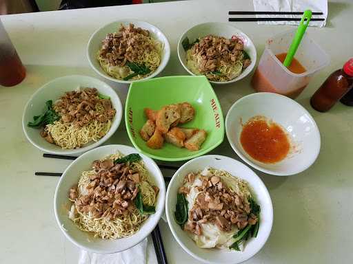 Mie Alip 8