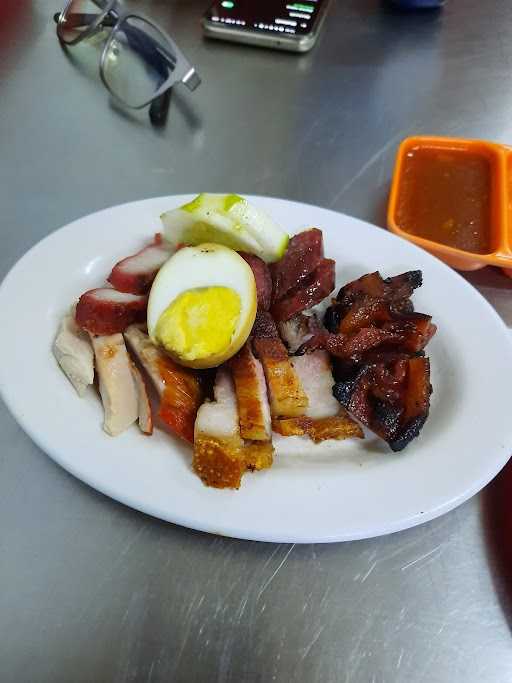 Rumah Makan Lomi Aseng 4