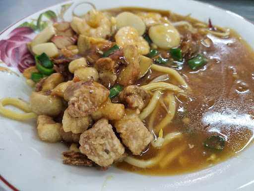 Rumah Makan Lomi Aseng 9