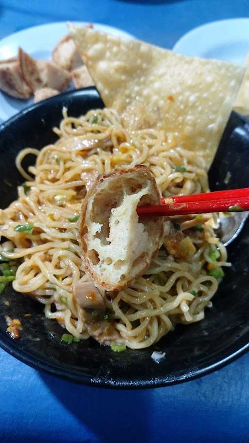 Bakmi Karet Krekot Iii 8