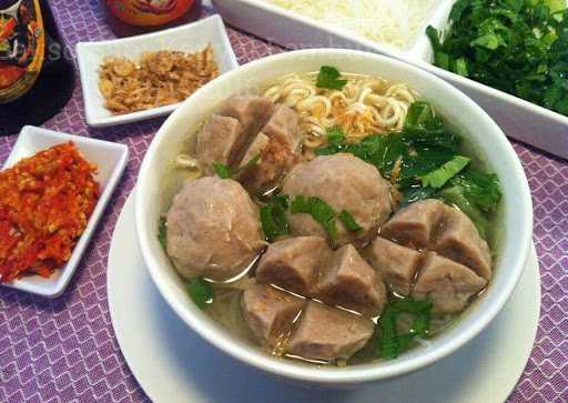 Bakso Sukowati Pakdhe Solo 4