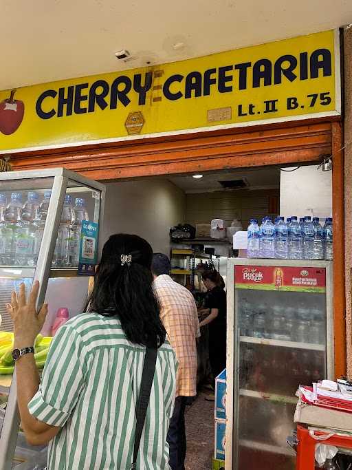 Cherry Cafetaria 4