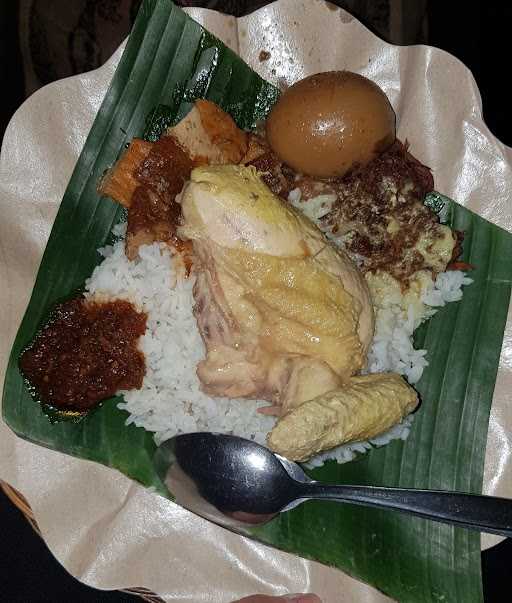 Lesehan Gudeg Jogja Malioboro 8