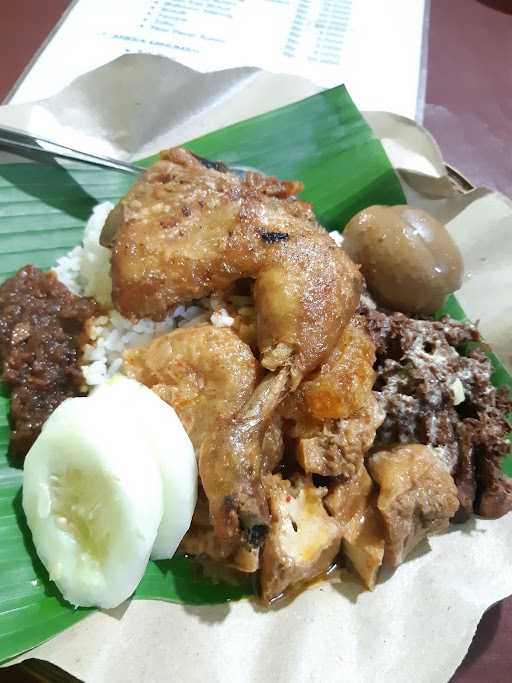 Lesehan Gudeg Jogja Malioboro 9