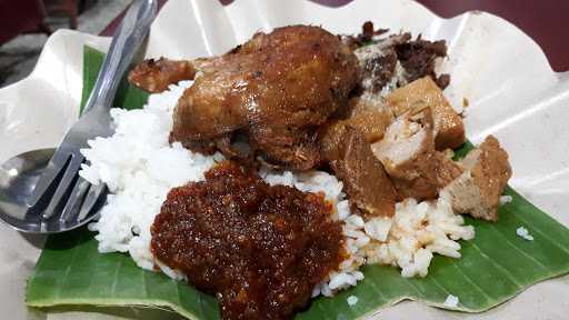 Lesehan Gudeg Jogja Malioboro 7