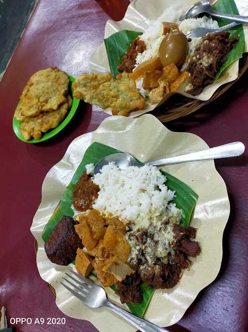 Lesehan Gudeg Jogja Malioboro 10