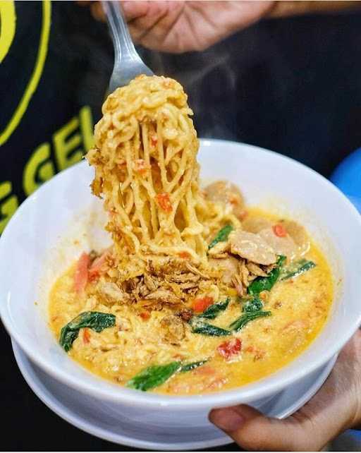 Mie Ayam Ghio 3