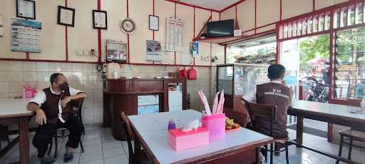 Rumah Makan Sinar Minang 7