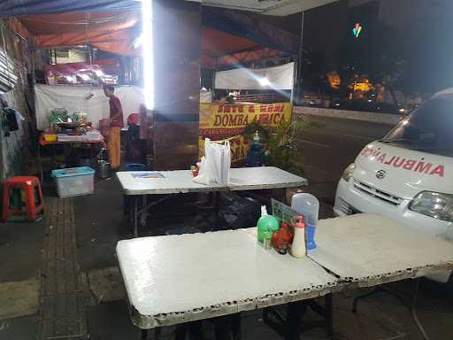 Sate Domba Afrika Gajah Mada 10