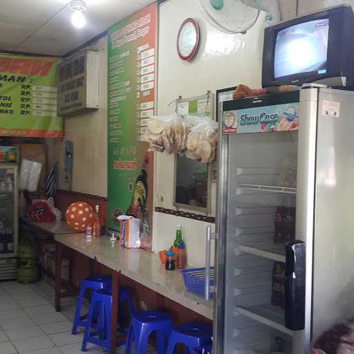 Bakso & Mie Ayam Goyang Lidah 7