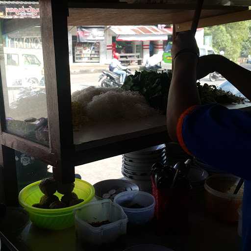 Bakso & Mie Ayam Goyang Lidah 10