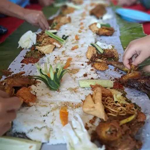 Bebek Goreng Taman Serut Lik Cip 3