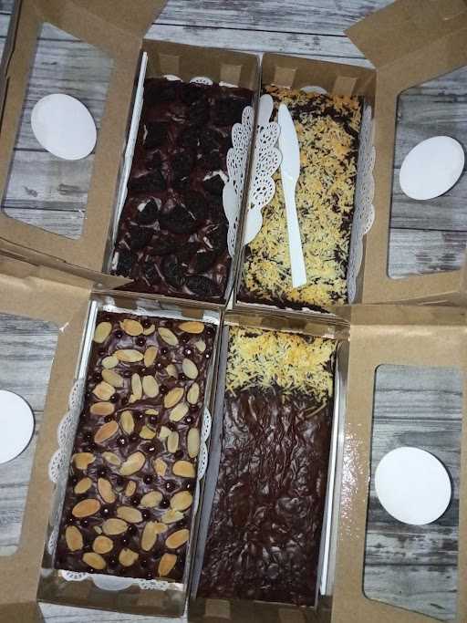 Nimels Kitchen (Brownies, Cake & Cookies) 9