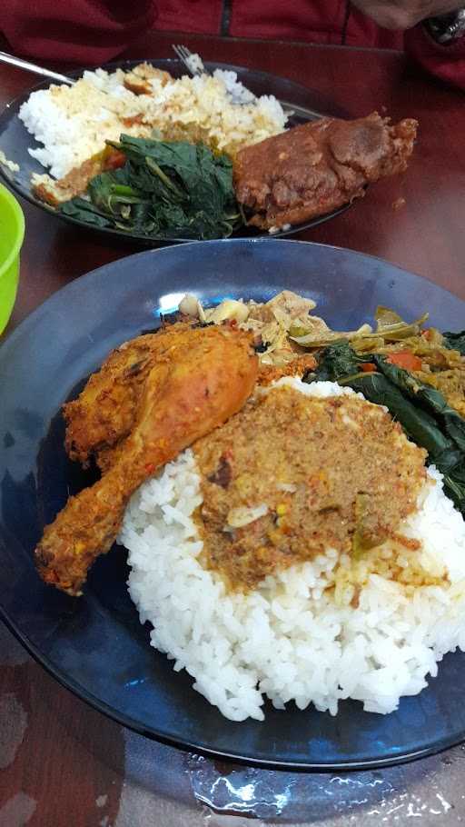 Ampera Goyang Lidah Masakan Padang 5