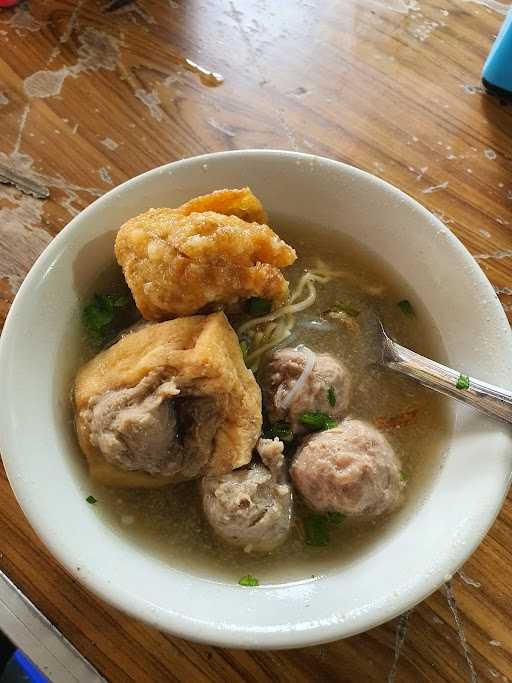 Es Teler Pacarkeling Dan Bakso Pak No 1