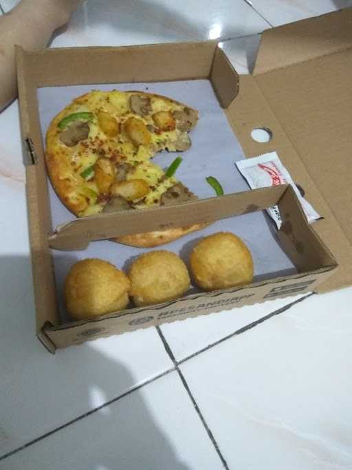 Pizza Hut Delivery - Phd Indonesia 7