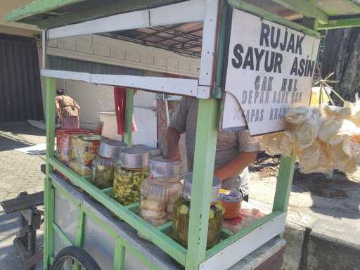 Rujak Sayur Asin Cak Mul 8