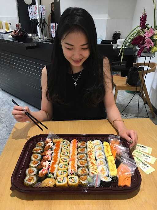 Sushiline Surabaya (Sushi Online Surabaya) 9