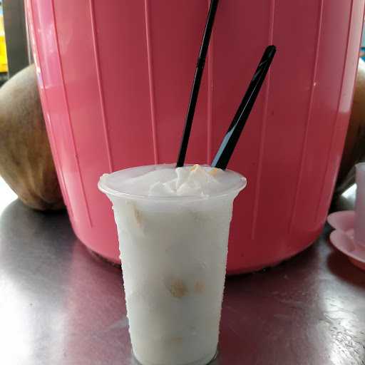 Es Kelapa Muda Iwan 9