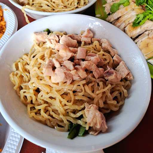 Bakmi Ahong 9