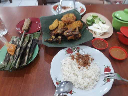 Ayam Goreng Kampung Asean 7