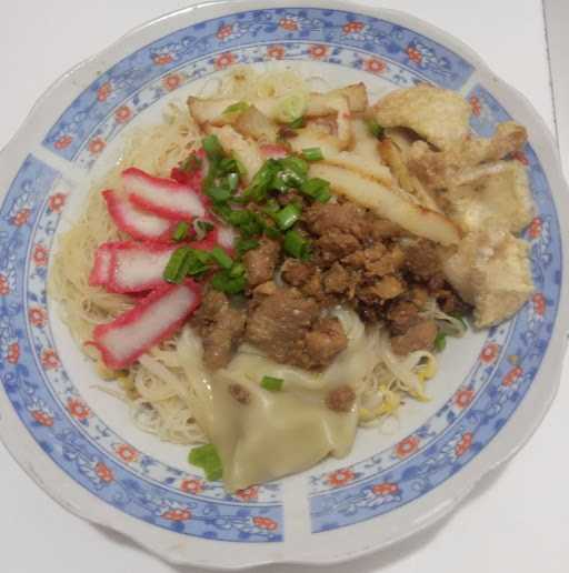 Bakmi Aloi 3