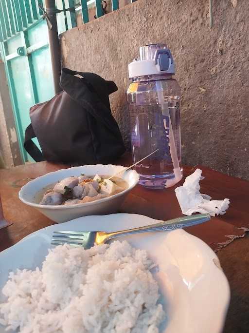 Bakso Loncat Pak Sabit 4