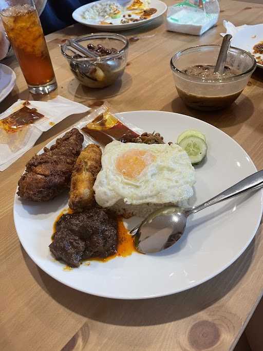 Banceuy Nasi Lemak Jakarta 3