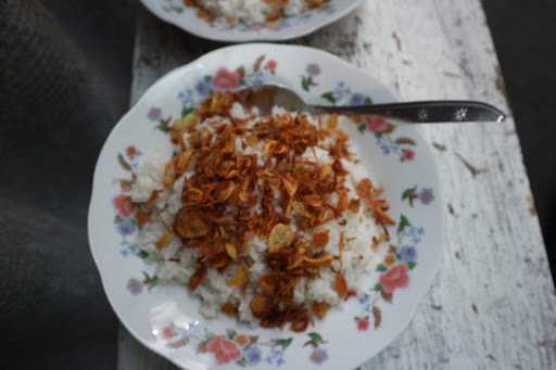 Nasi Uduk Bu Amah 8