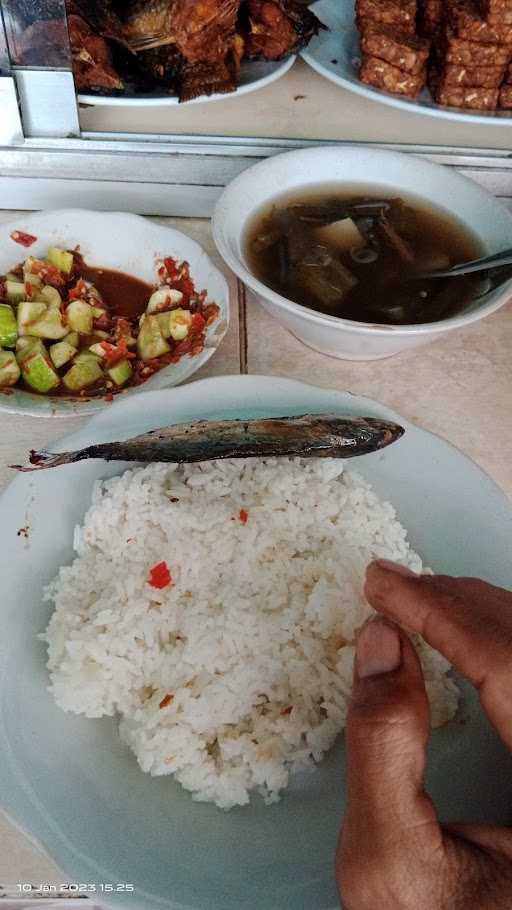 Rumah Makan Masakan Sunda Tenjo Bogor 1