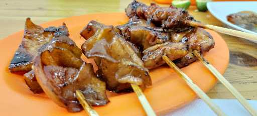 Sate Babi & Bakut Aleng 10