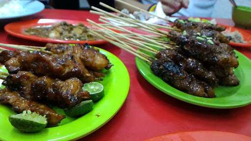 Sate Babi & Bakut Aleng 3