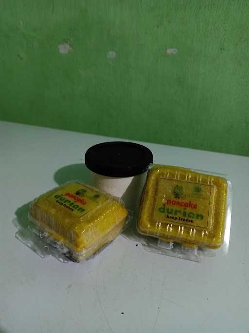 Si Gembul Pancake Durian 9