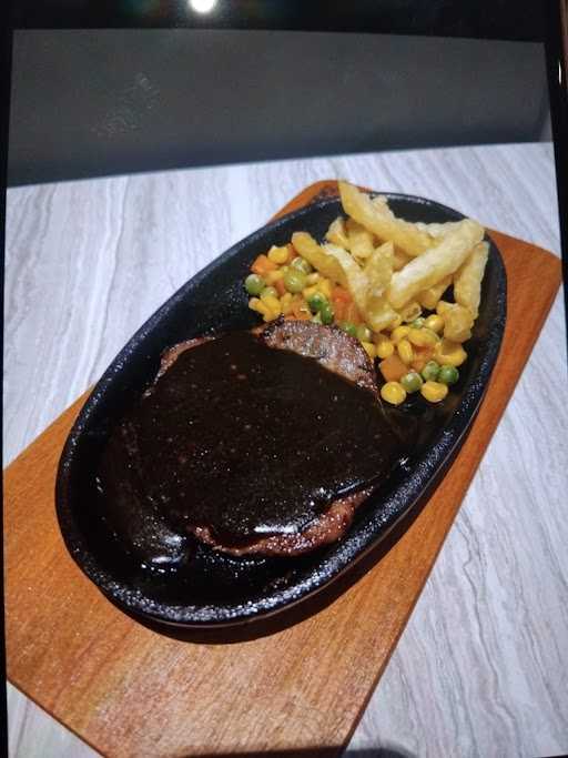 Tapase Steak & Cafe 2