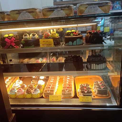 Ajib Bakery Tambun 8