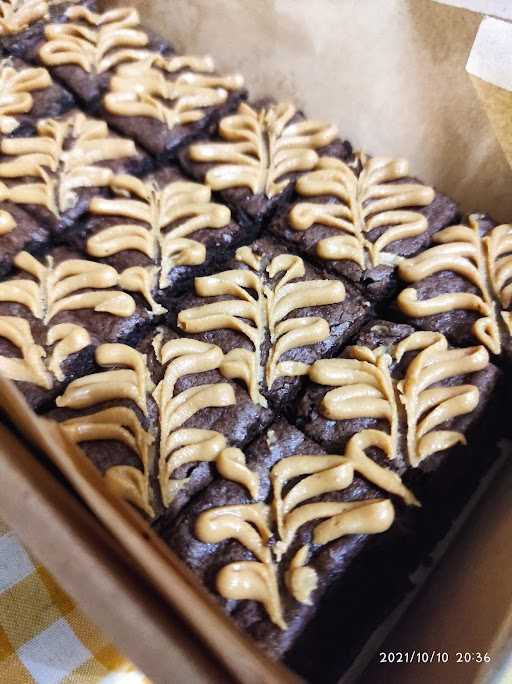 Ka' Emil Brownies & Cookies 2