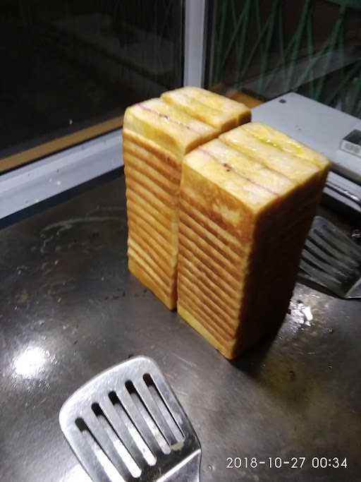 Roti Bakar 92 4