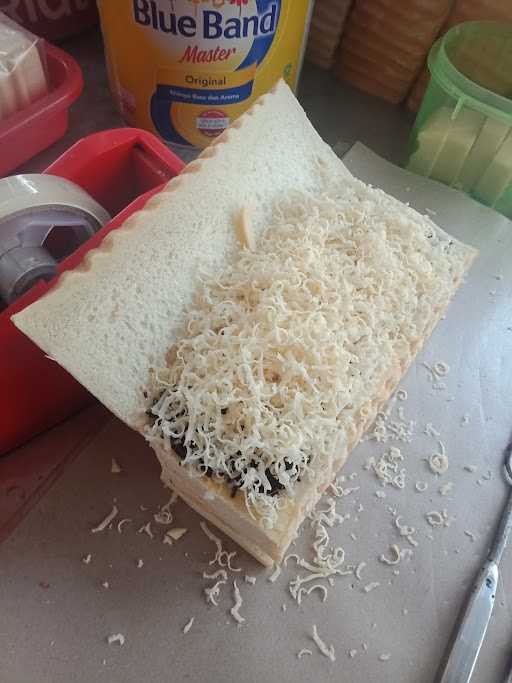 Roti Bakar Pasundan 6