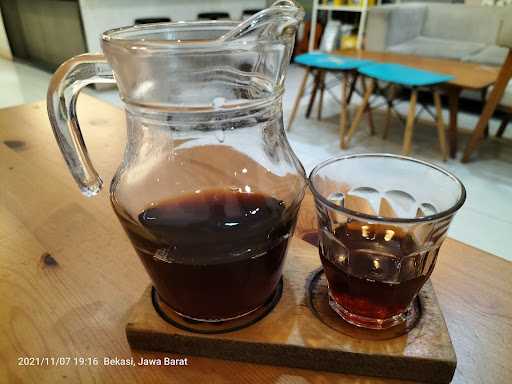 Kebun Kopi Pertama 2