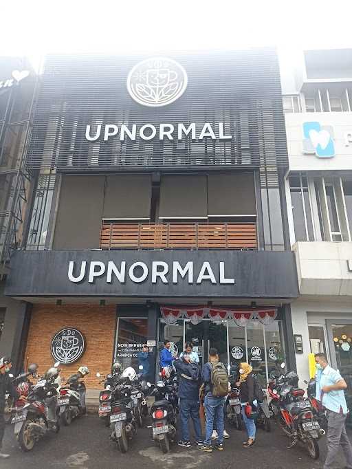 Warunk Upnormal Grand Wisata 1