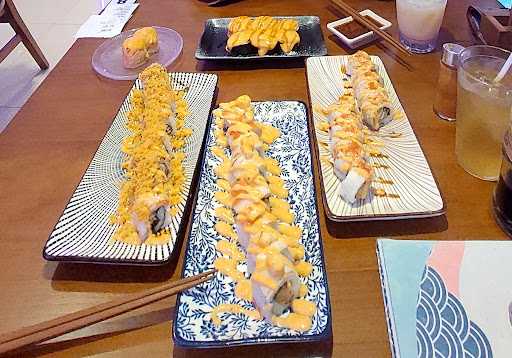 Sushimas Grand Wisata 3