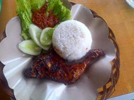 Ayam Bakar Bu Tin 9