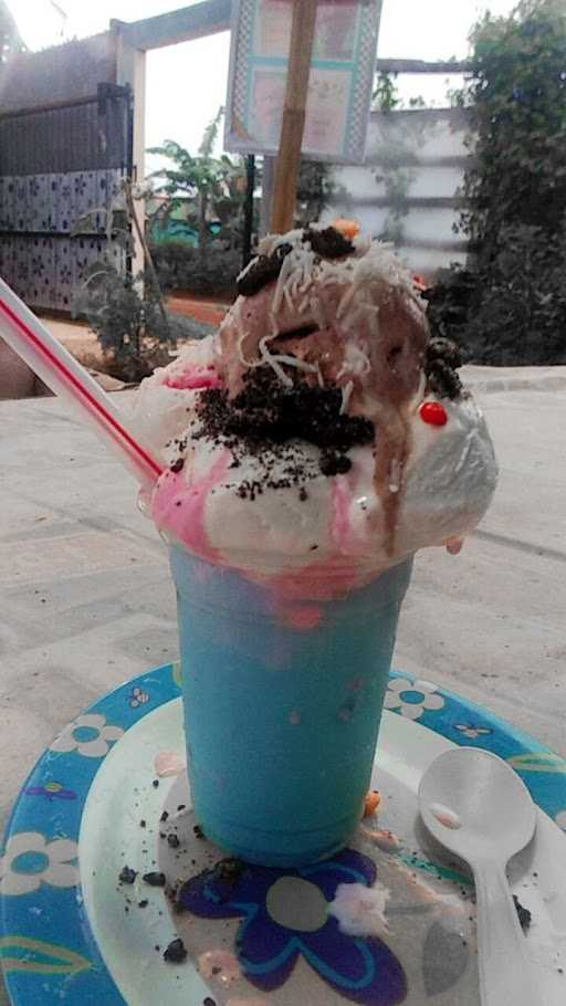 Kedai Mountain Float Jeje 1