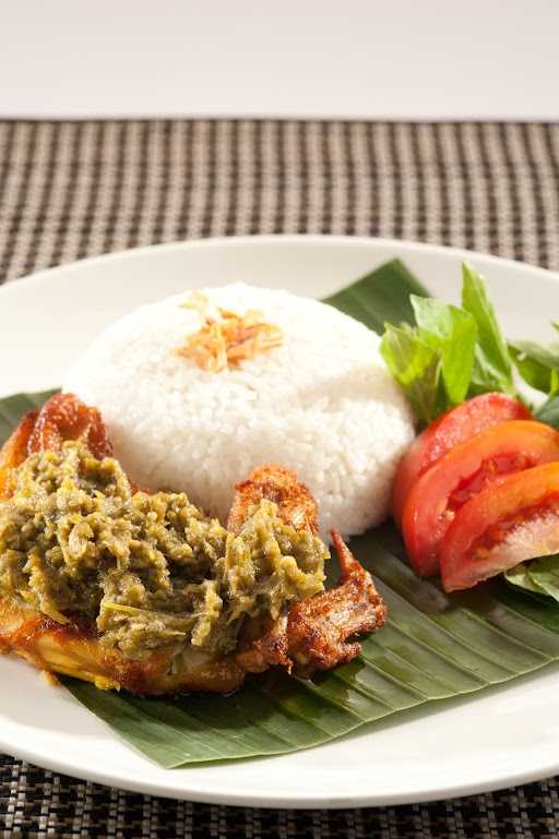 Kedai Nasi Selera Bogana 9