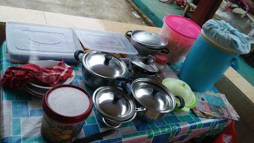 Nasi Uduk Ibu Kamal 1