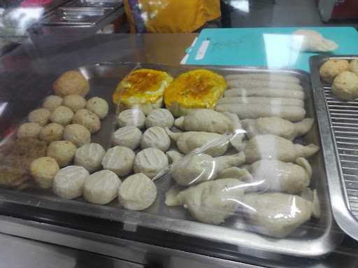 Pempek Gaby Grand Wisata 8