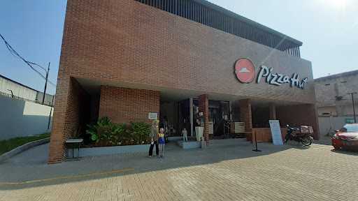 Pizza Hut Restoran 1